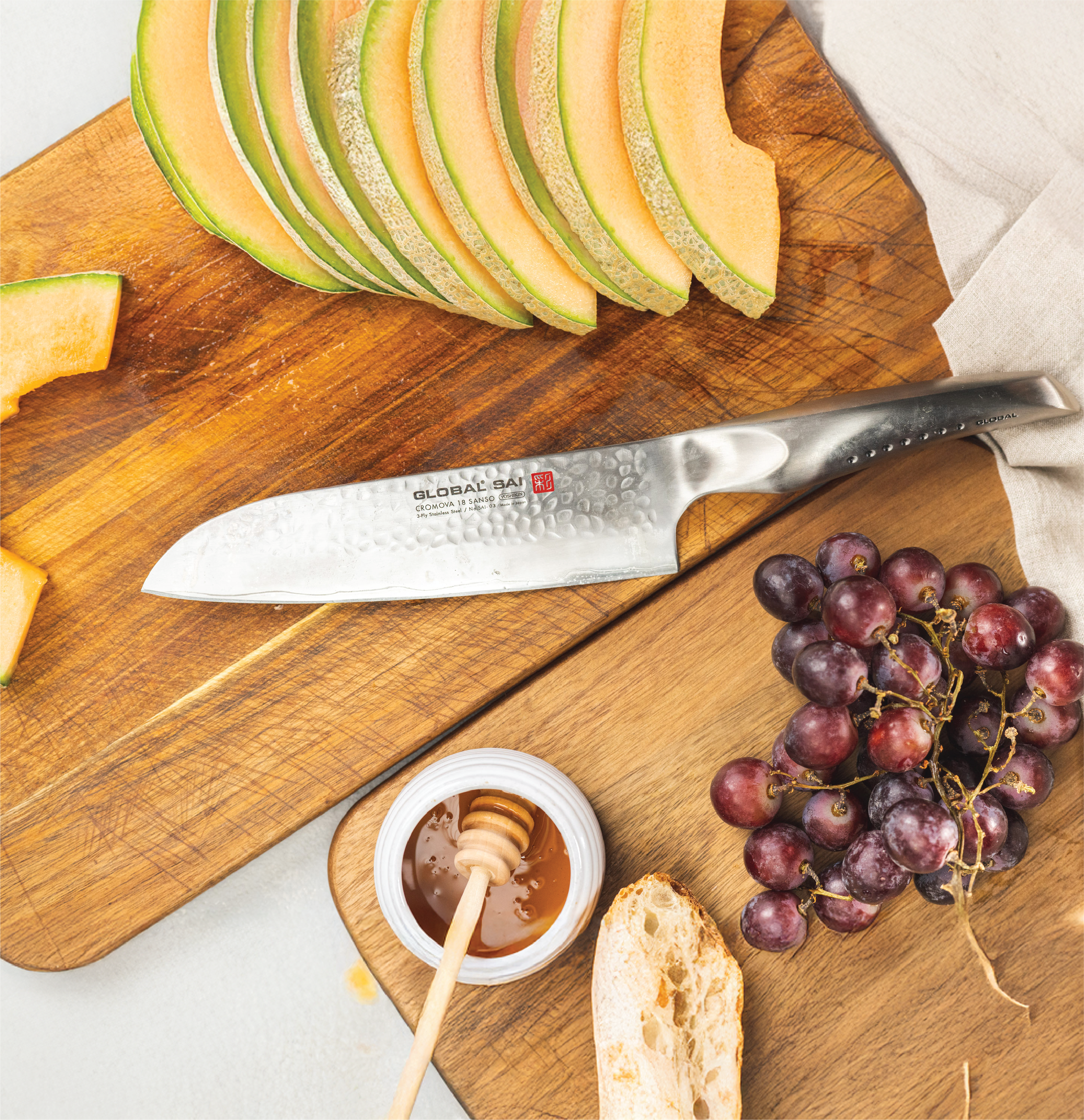 GLOBAL - GLOBAL CROMOVA  18（その1） Amazon.com: Global SAI 5 Inch Santoku Knife - Lightweight
